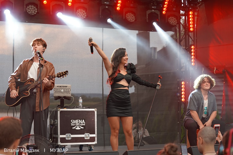 Музика війни. Молоді зірки великим концертом приблизили перемогу України над окупантом (фото)